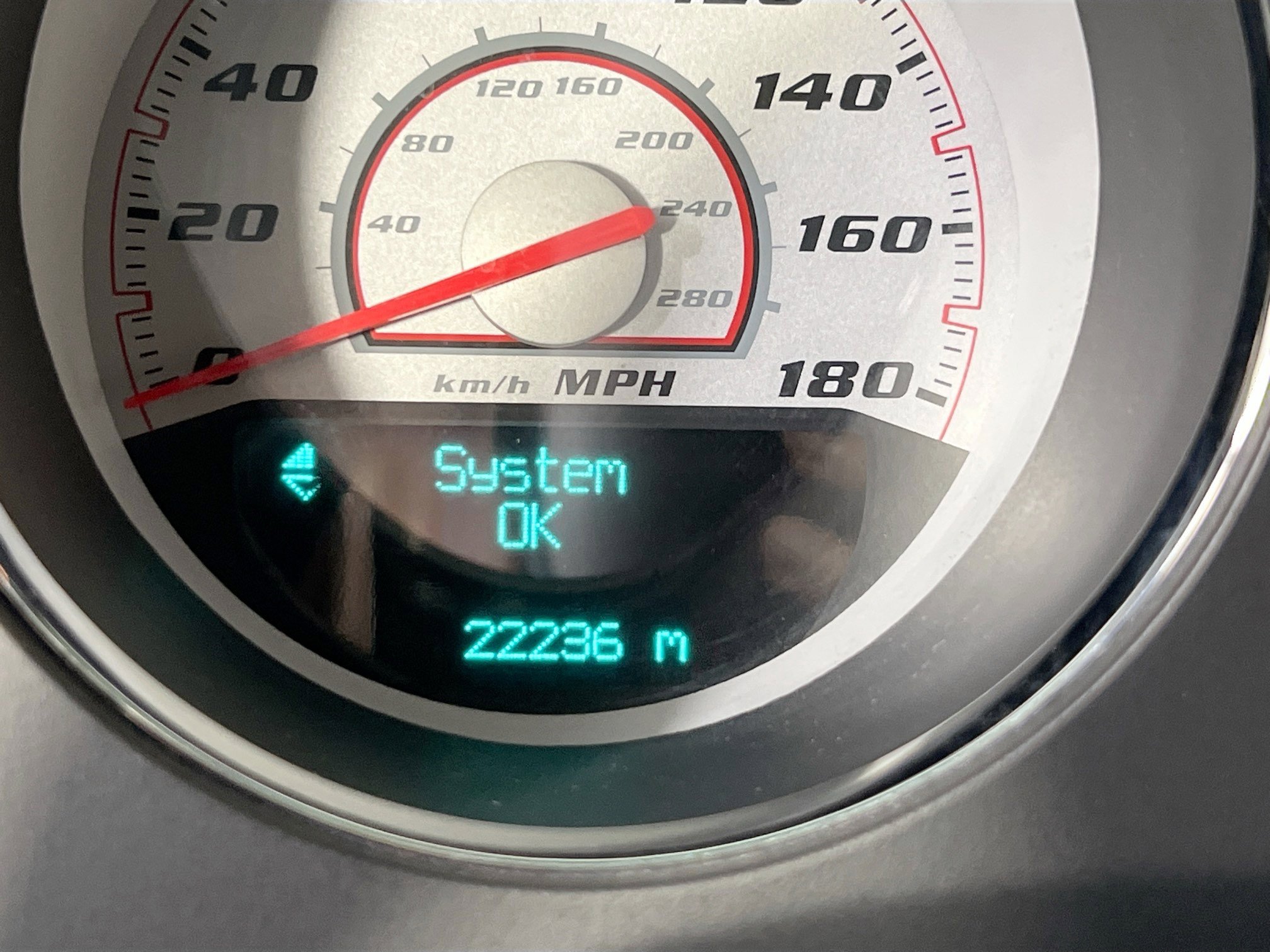 Used 2014 Dodge Challenger SRT8 w/ Harman/Kardon Audio Group image 12