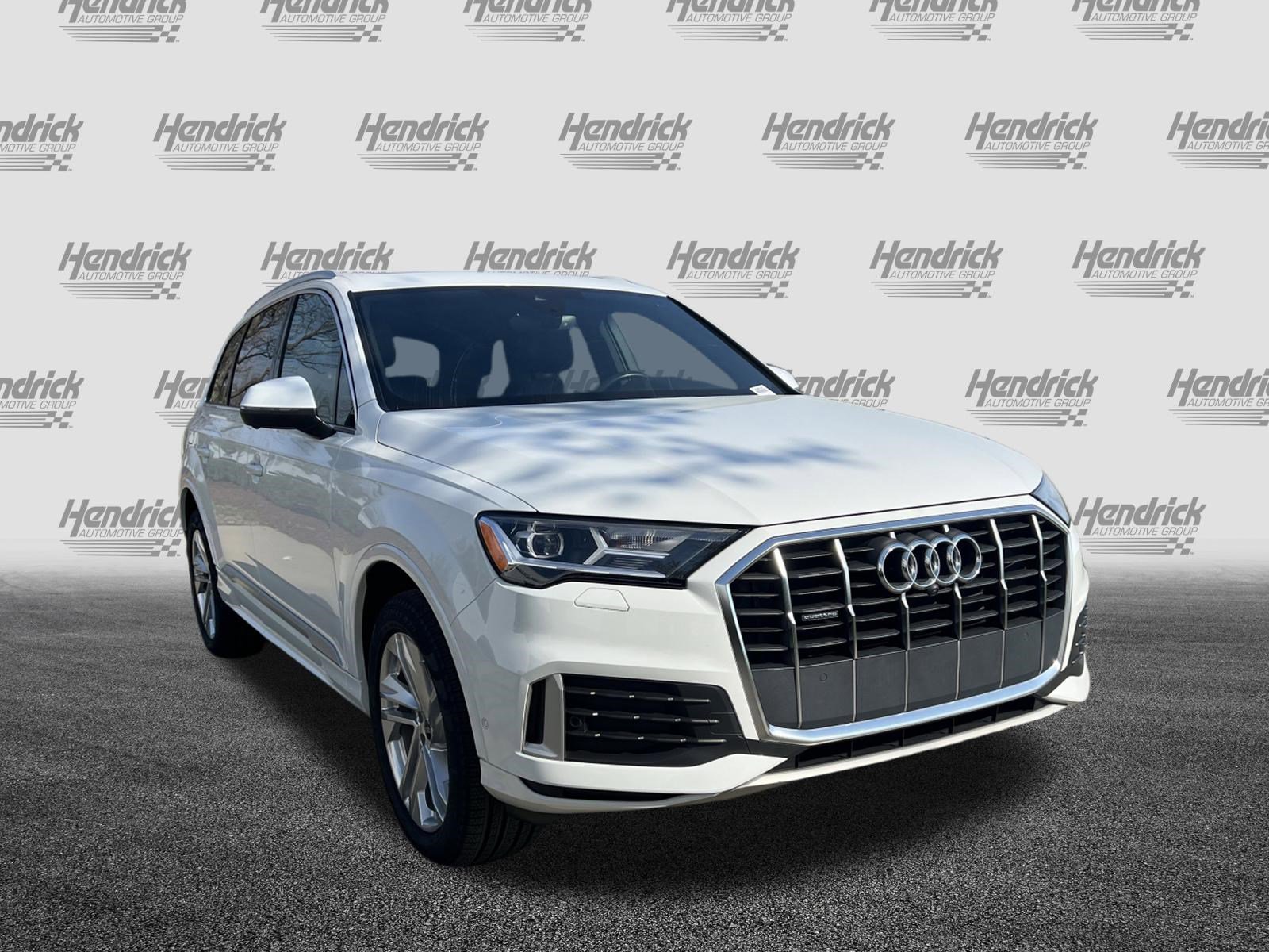 Used 2022 Audi Q7 2.0T Premium w/ Convenience Package image 2