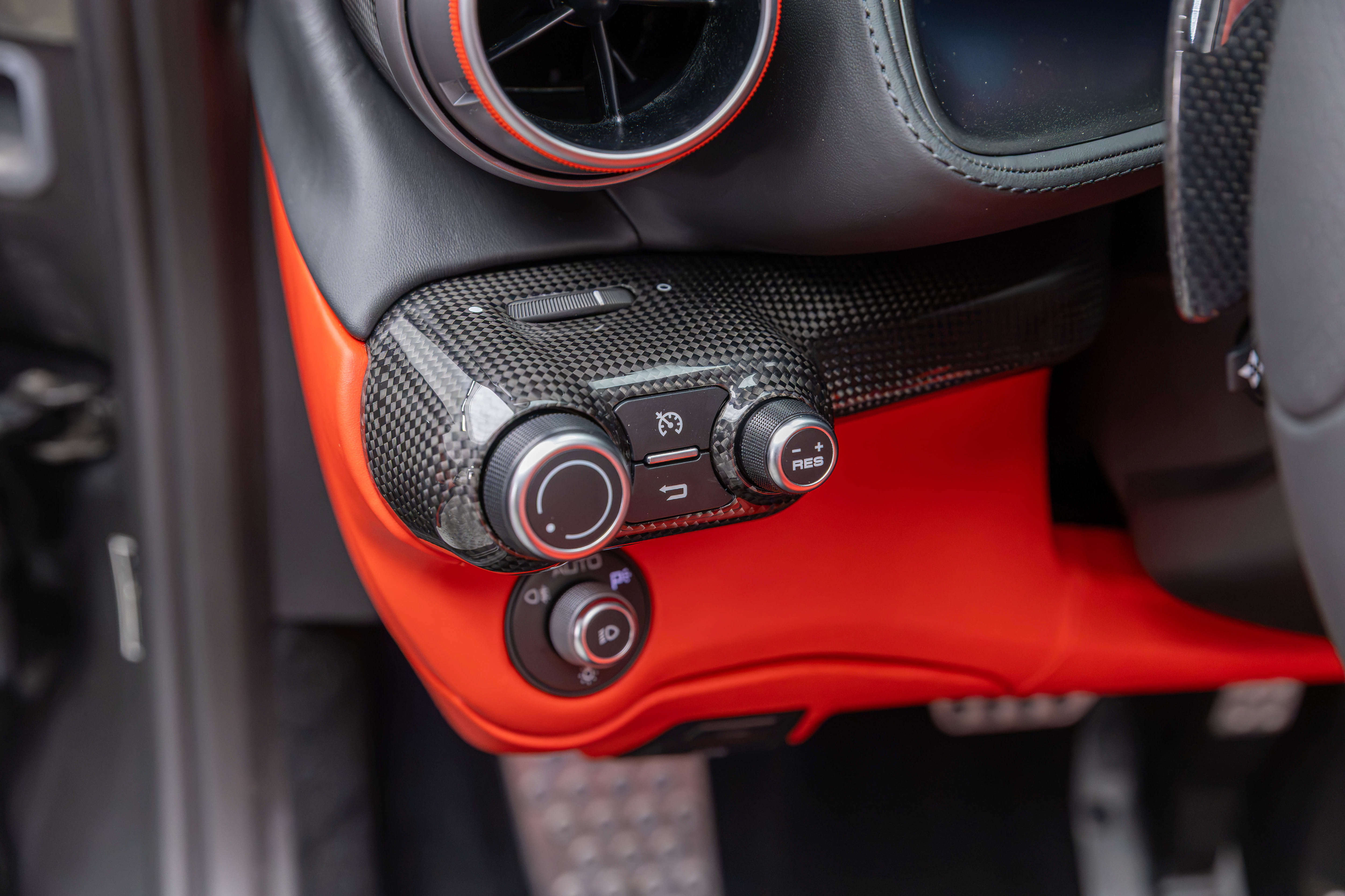 Certified 2023 Ferrari 812 GTS RWD image 24