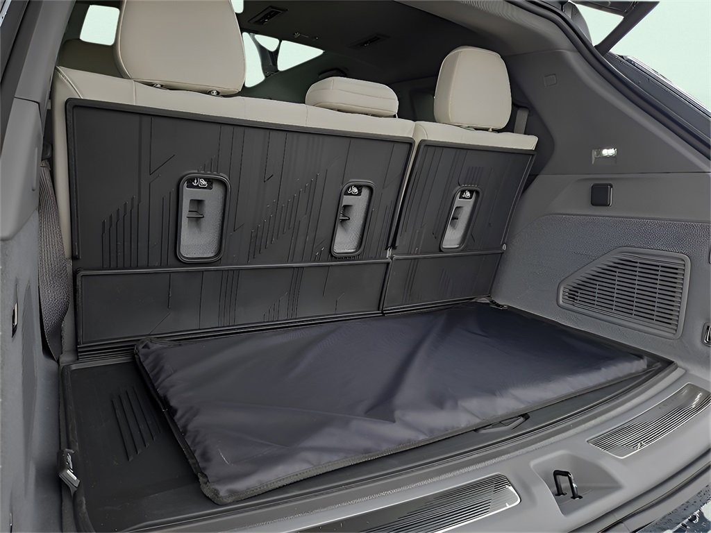 New 2026 Cadillac Escalade IQ Luxury 1 w/ LPO, Floor Liner Package image 12