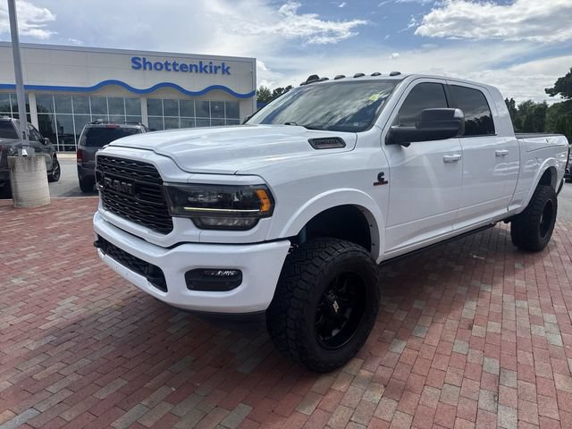 Used 2022 RAM 2500 Limited AWD/4WD image 32