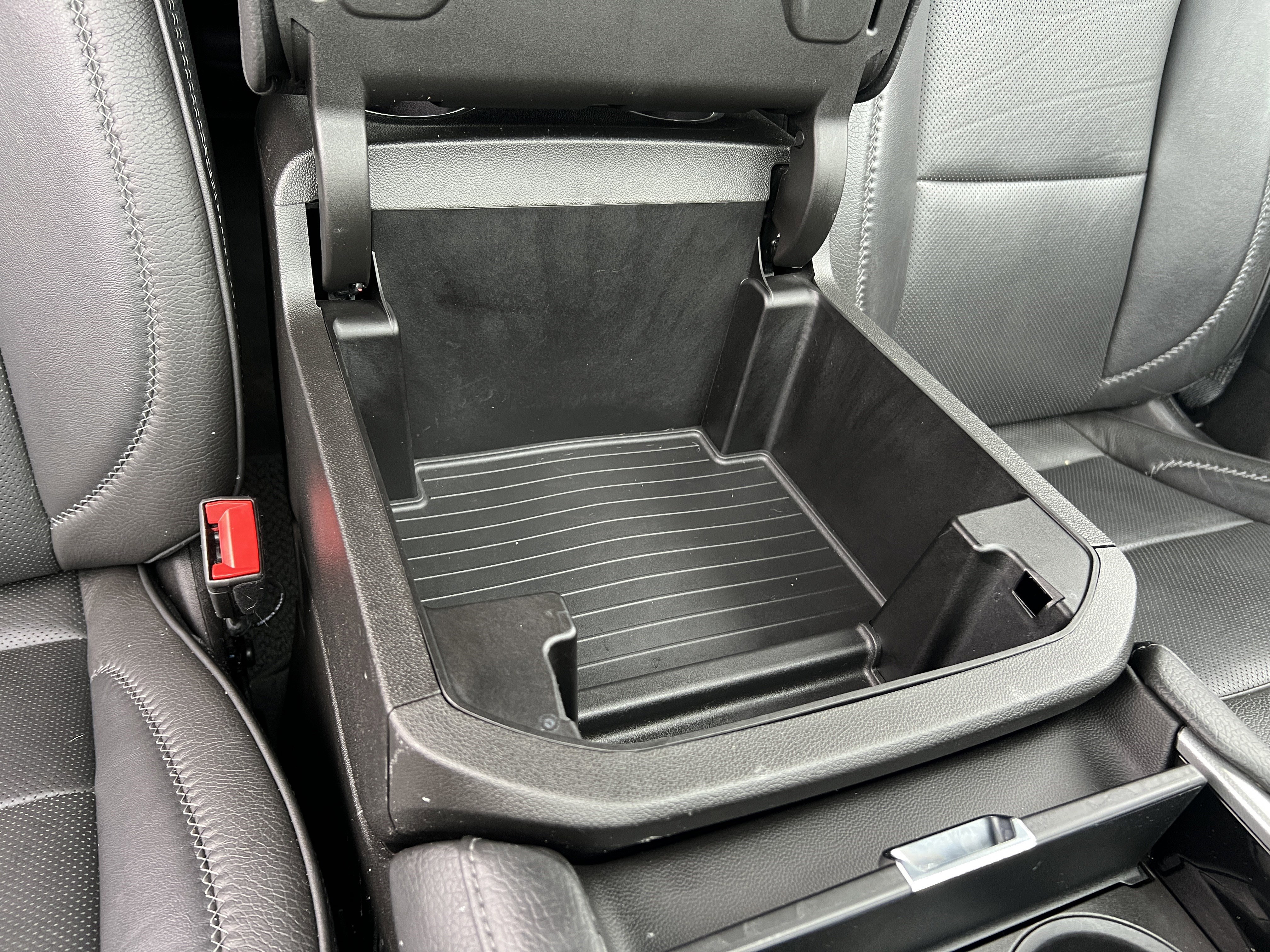 Certified 2022 GMC Yukon XL Denali image 29