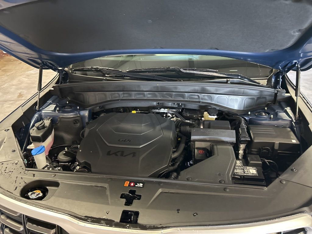 New 2025 Kia Telluride S image 28