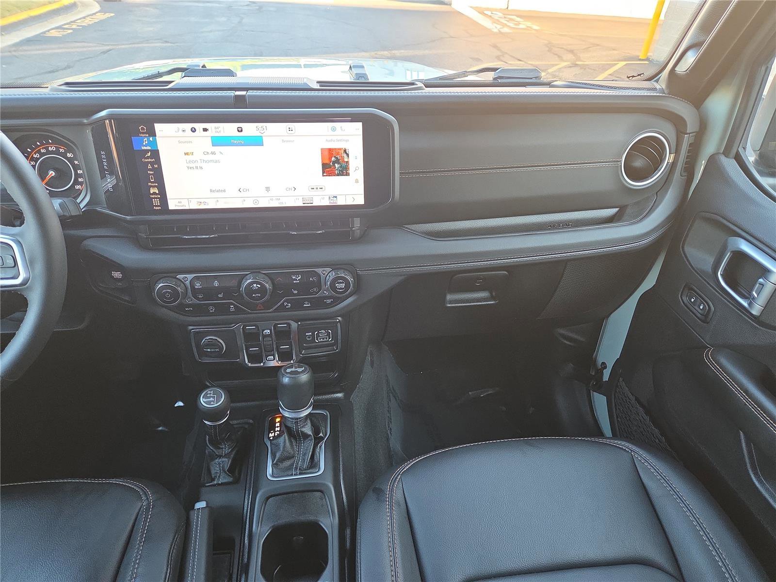 Used 2024 Jeep Wrangler Sahara w/ Technology Group image 13