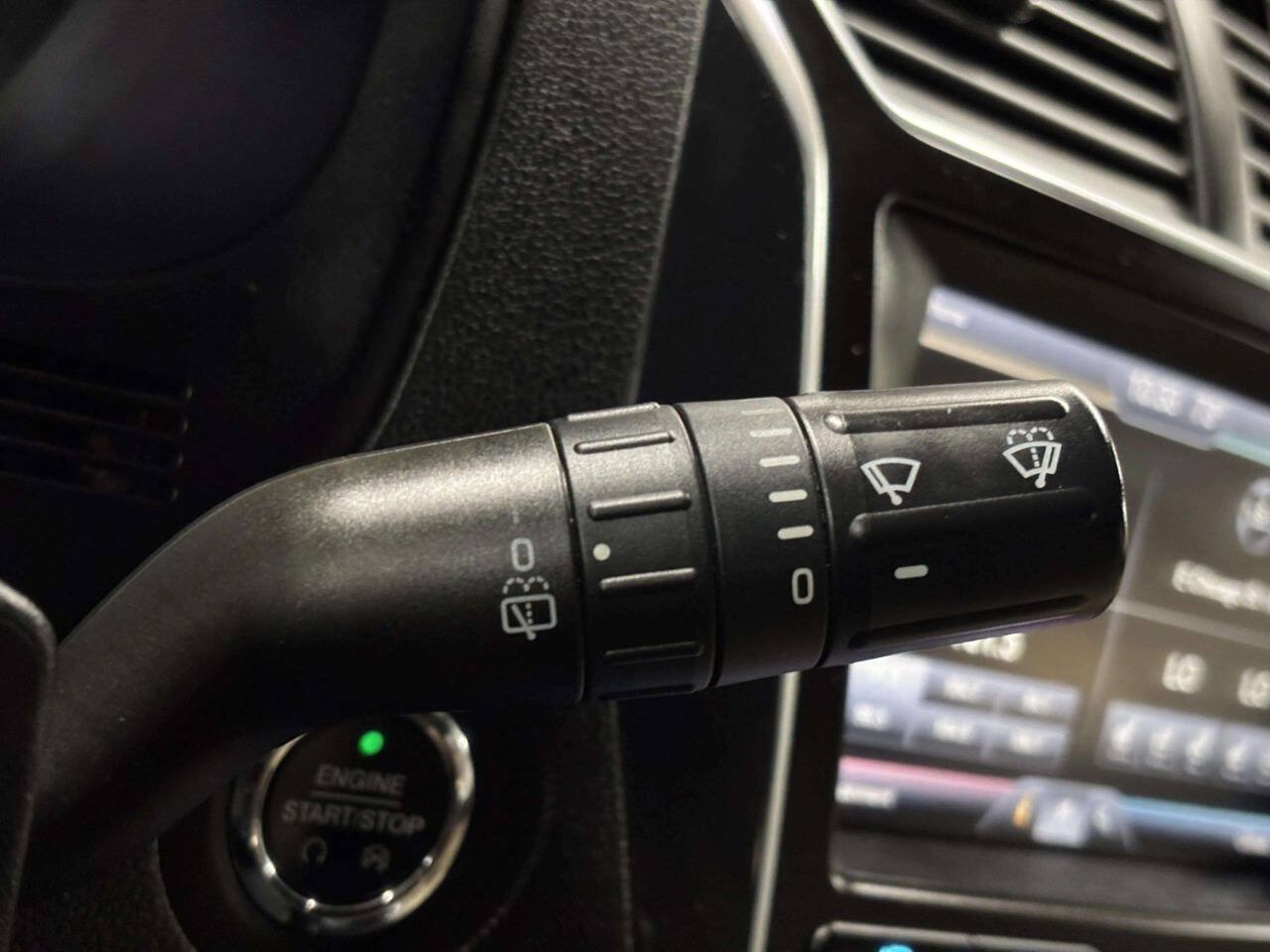 Used 2016 Ford Explorer Limited FWD image 37