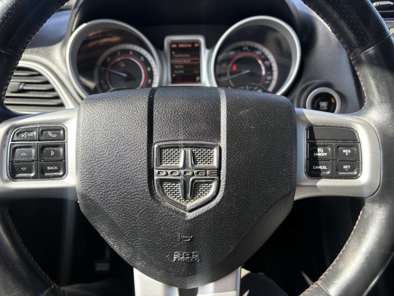Used 2015 Dodge Journey R/T w/ Flexible Seating Group FWD image 33