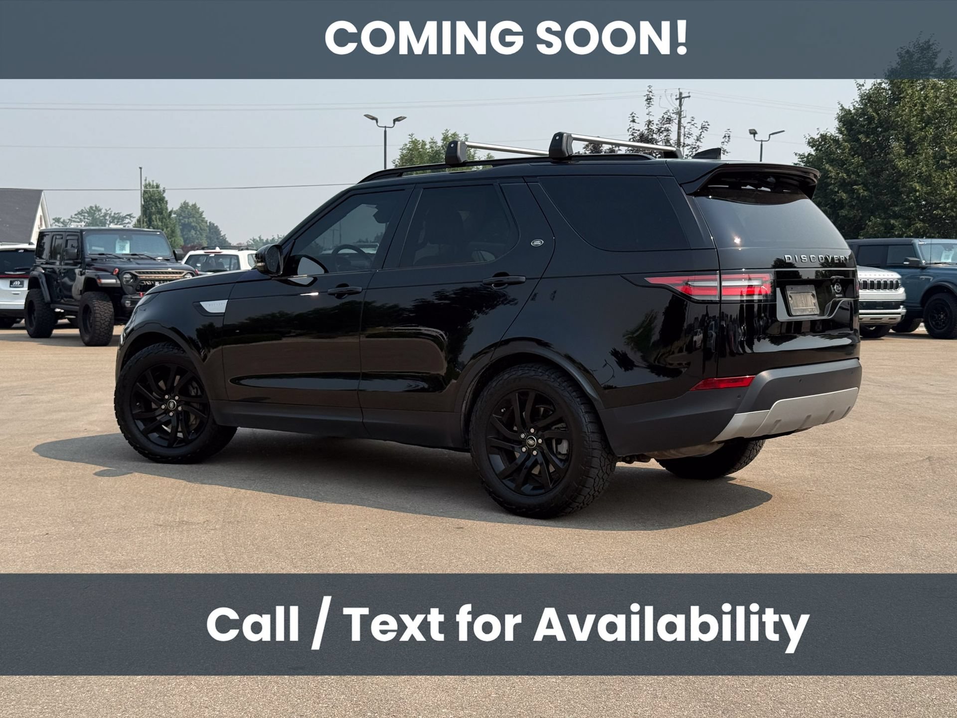 Used 2018 Land Rover Discovery HSE AWD/4WD image 4