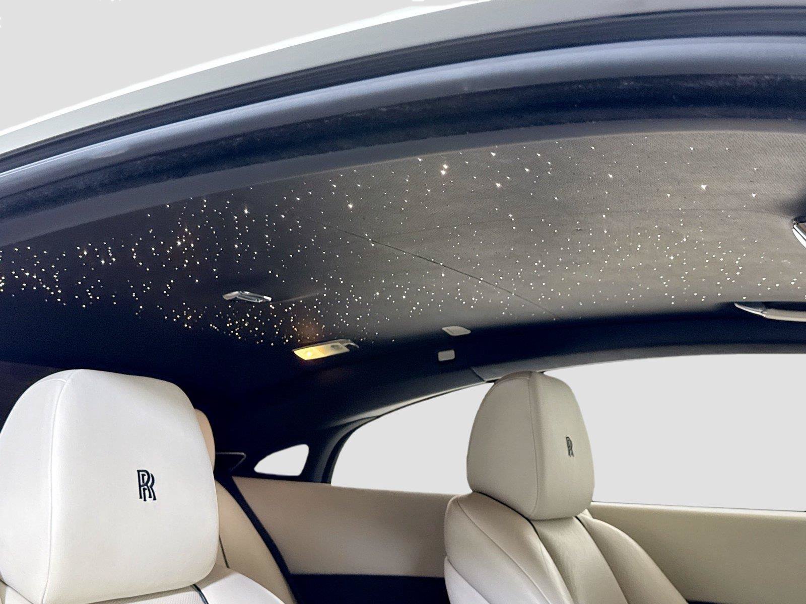 Used 2016 Rolls-Royce Wraith RWD image 30