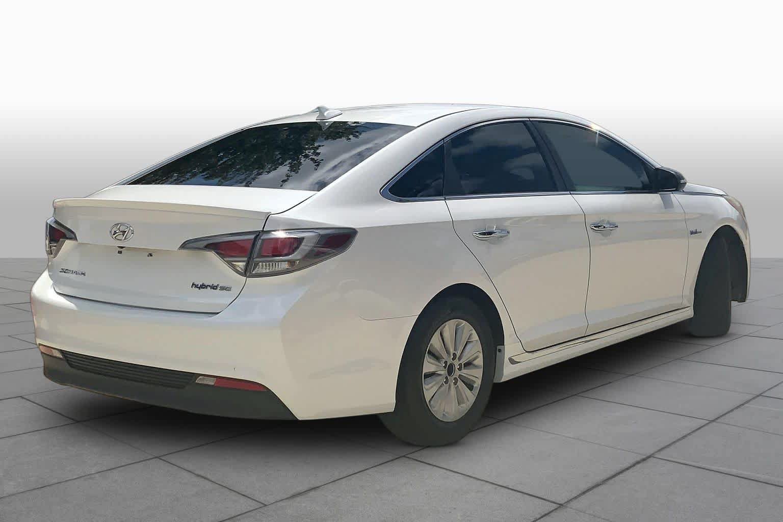 Used 2016 Hyundai Sonata SE FWD image 13