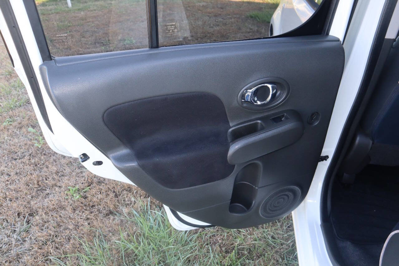 Used 2012 Nissan Cube 1.8 S w/ Indigo Limited Edition Pkg image 16