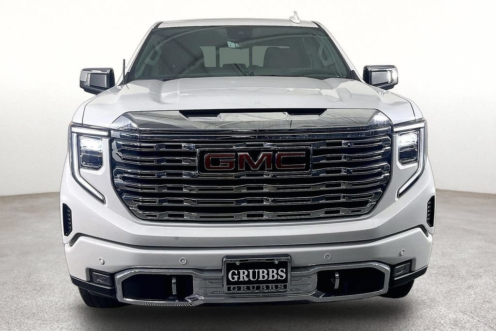 Used 2024 GMC Sierra 1500 Denali w/ Technology Package RWD image 4