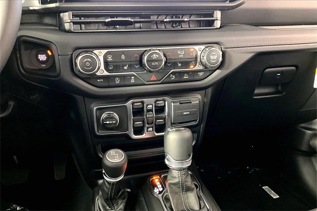 New 2026 Jeep Wrangler Sahara image 7