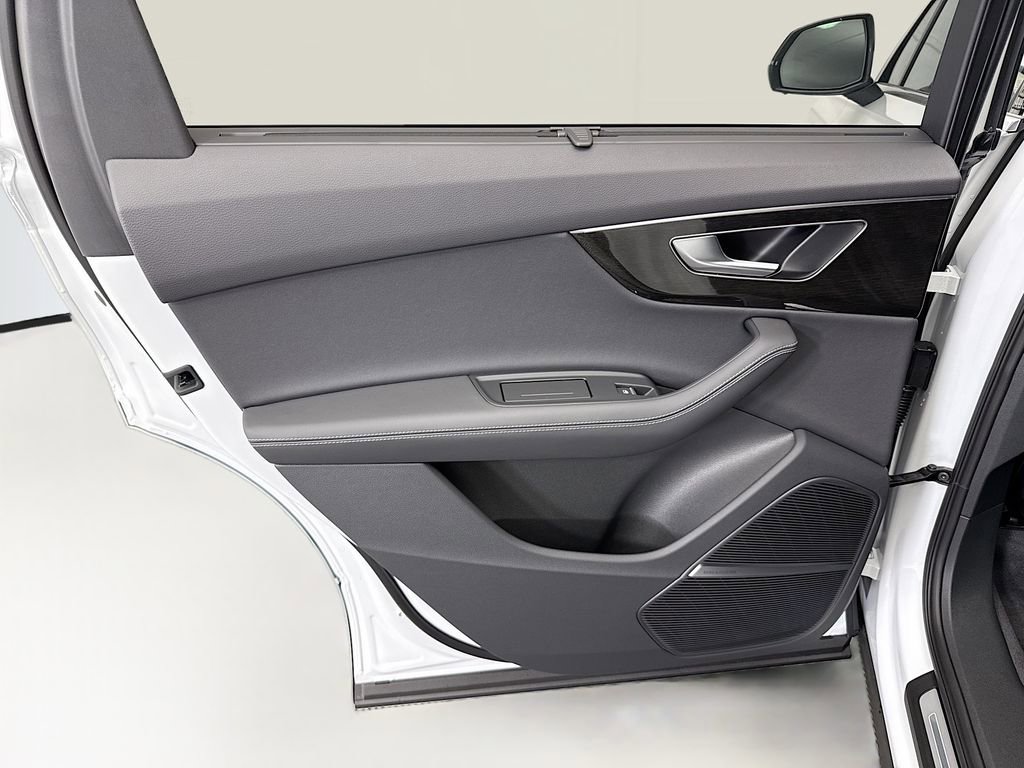 Used 2026 Audi Q7 3.0T Premium Plus w/ Premium Plus Package image 27