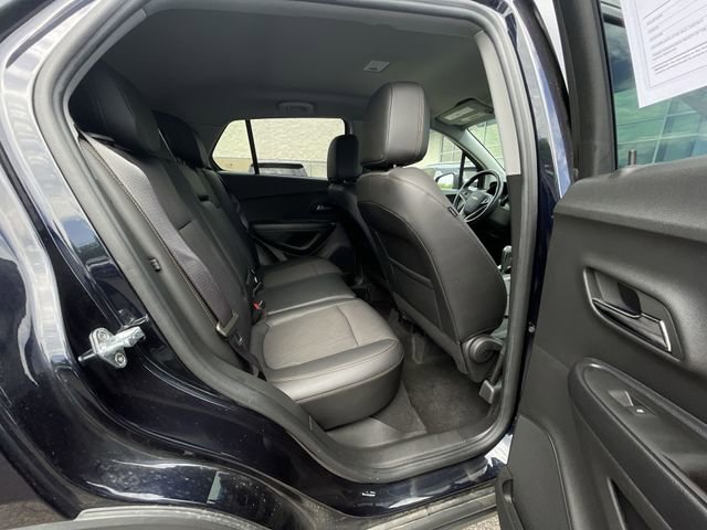 Certified 2022 Chevrolet Trax LT w/ LT Convenience Package AWD/4WD image 24