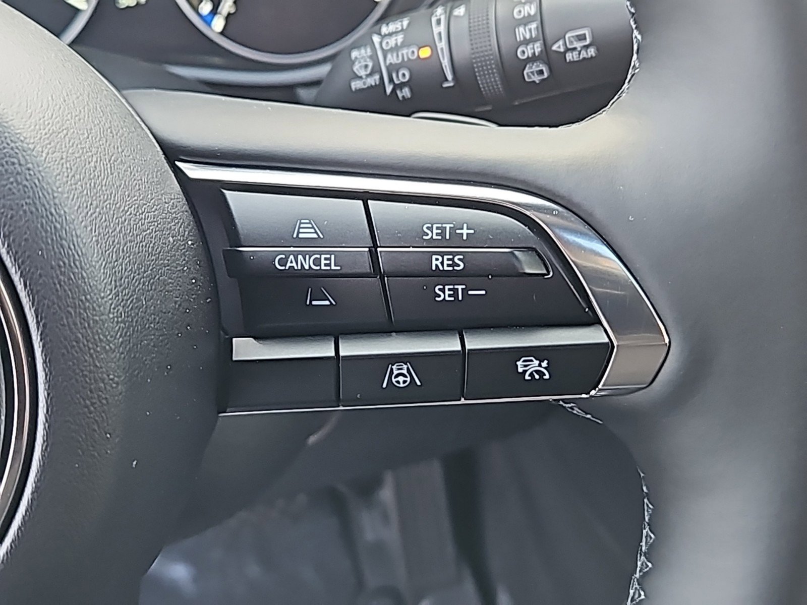 New 2026 MAZDA MAZDA3 Hatchback w/Premium Plus Pkg AWD/4WD image 17