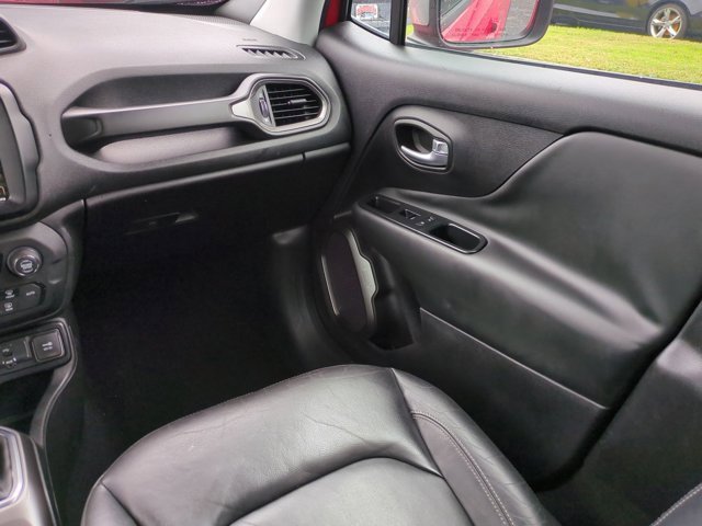 Used 2018 Jeep Renegade Limited w/ UConnect 8.4 Nav Group image 17