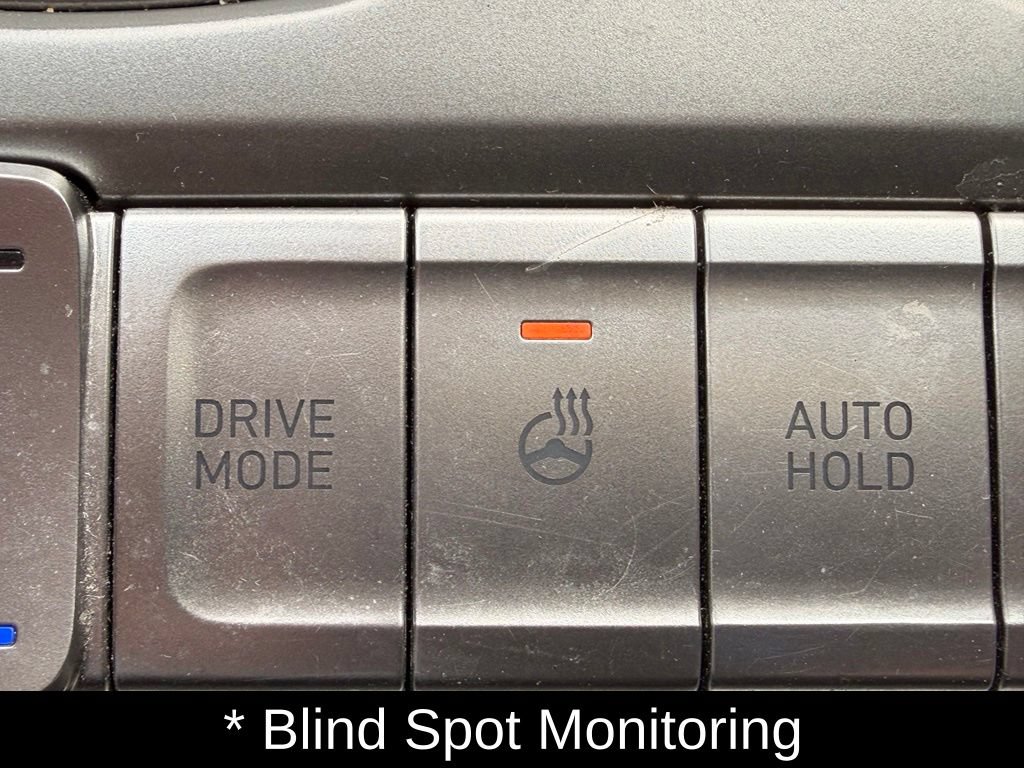 Certified 2023 Hyundai Kona Limited FWD image 20