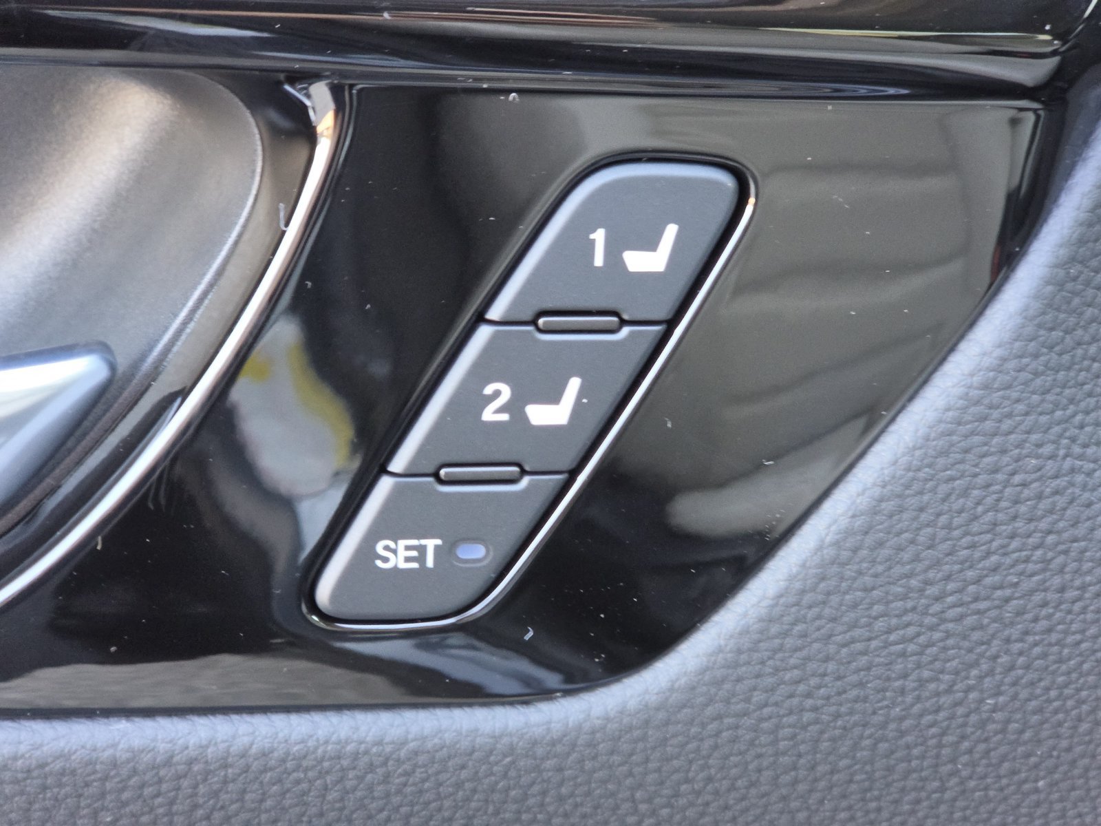 New 2027 Honda CR-V EX-L image 16