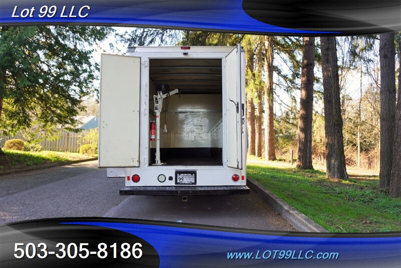 Used 2016 Ford E-350 and Econoline 350 Super Duty RWD image 3