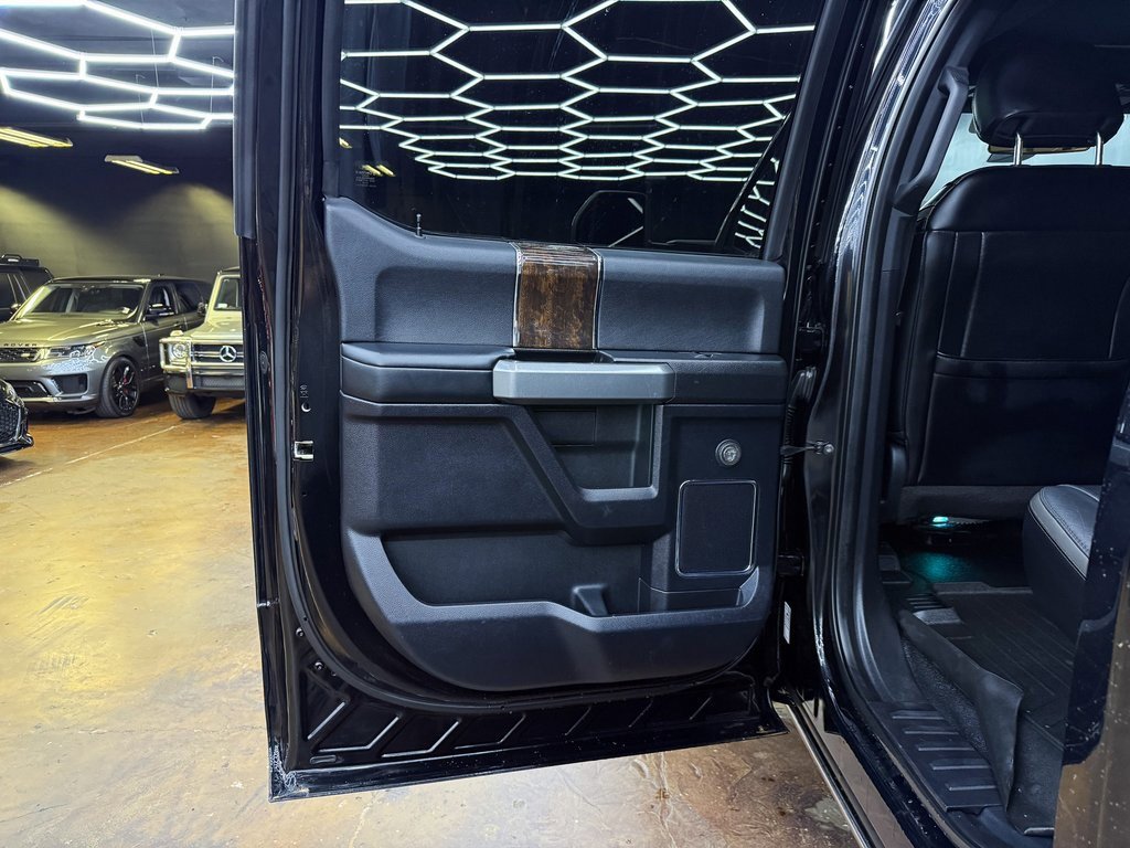 Used 2017 Ford F350 Platinum w/ Platinum Ultimate Package image 19