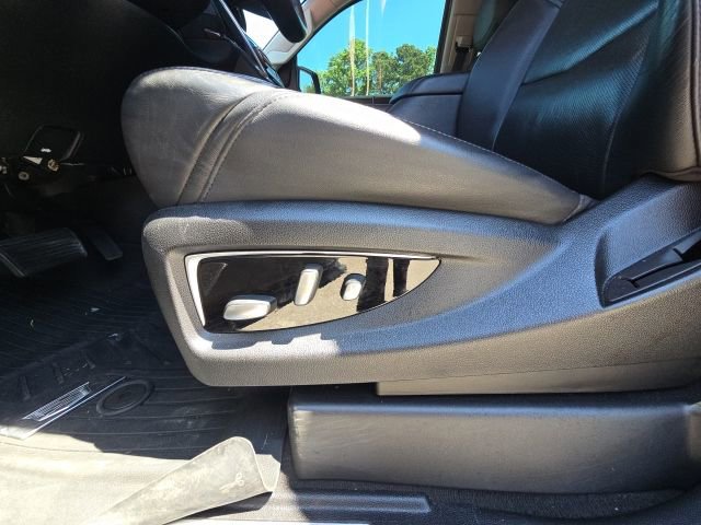 Used 2019 Cadillac Escalade Luxury image 23