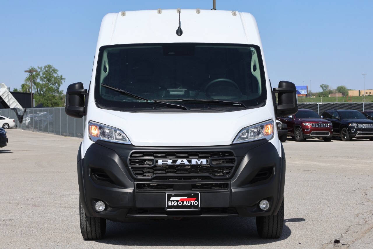 Used 2025 RAM ProMaster 2500 w/ Convenience Group FWD image 2