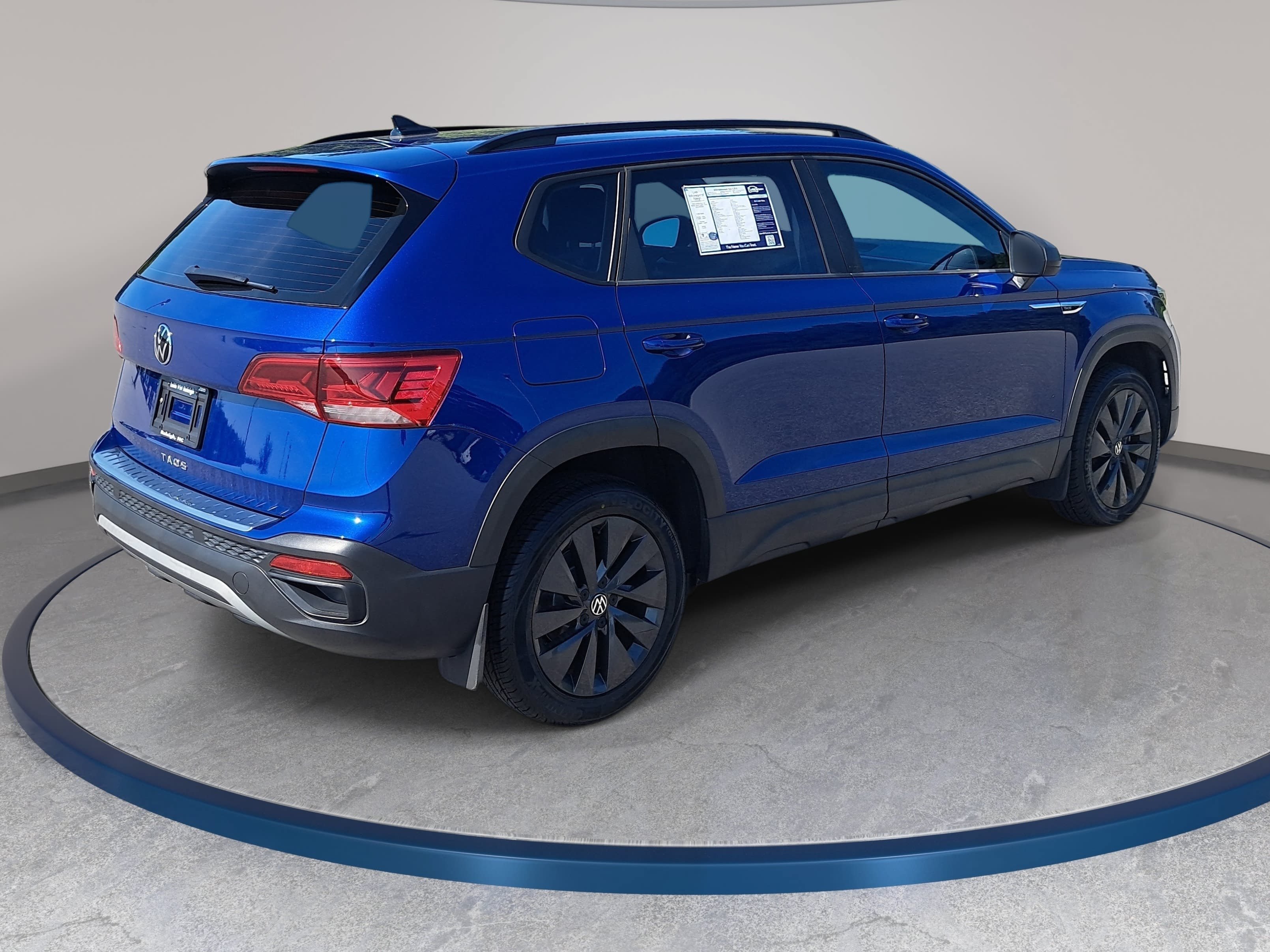Used 2023 Volkswagen Taos S FWD image 5