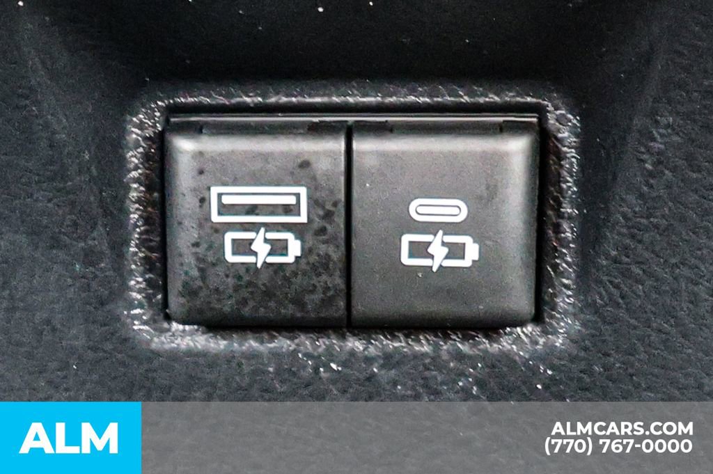 Used 2025 Toyota Camry LE image 56