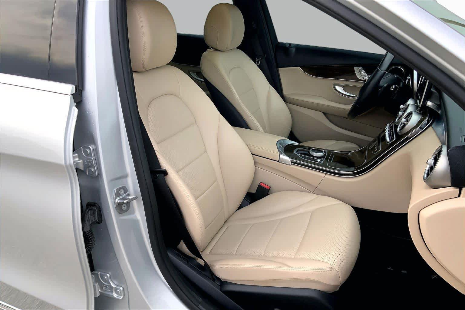 Used 2018 Mercedes-Benz C 300 Sedan image 17
