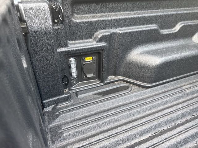 New 2025 Ford Maverick XLT w/ XLT Luxury Package image 18