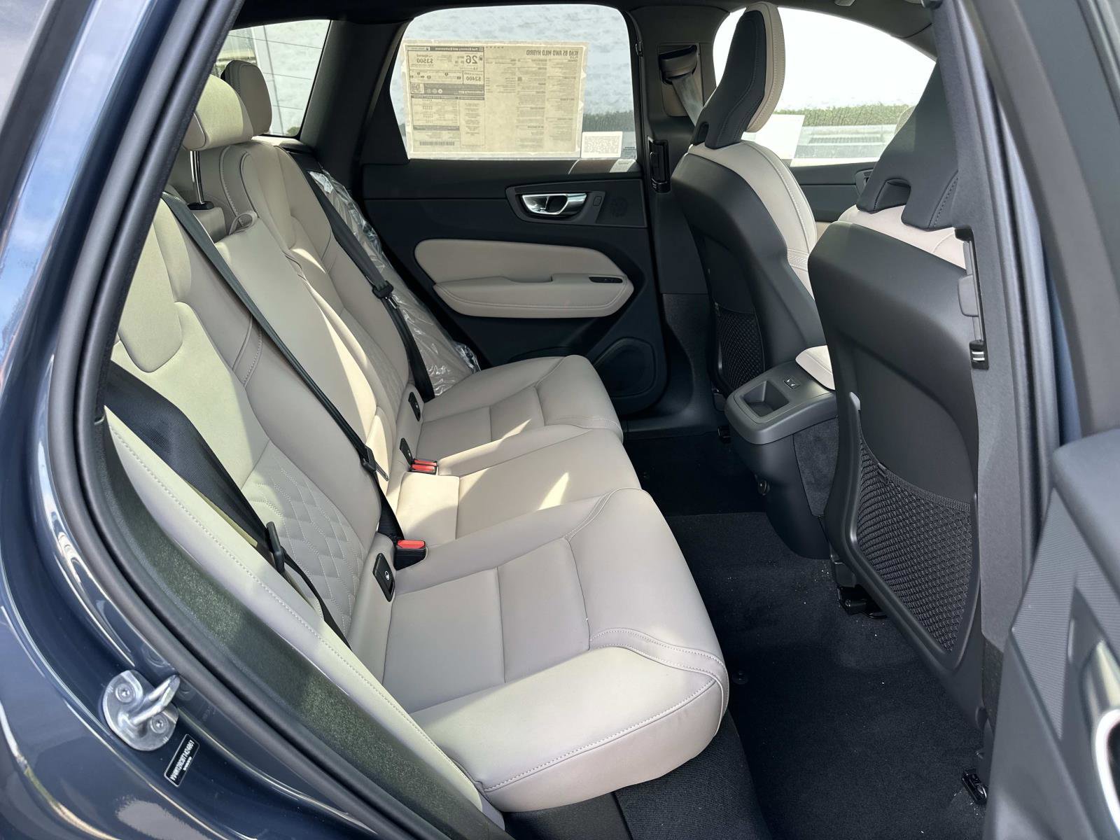 New 2026 Volvo XC60 B5 Plus w/ Climate Package AWD/4WD image 19
