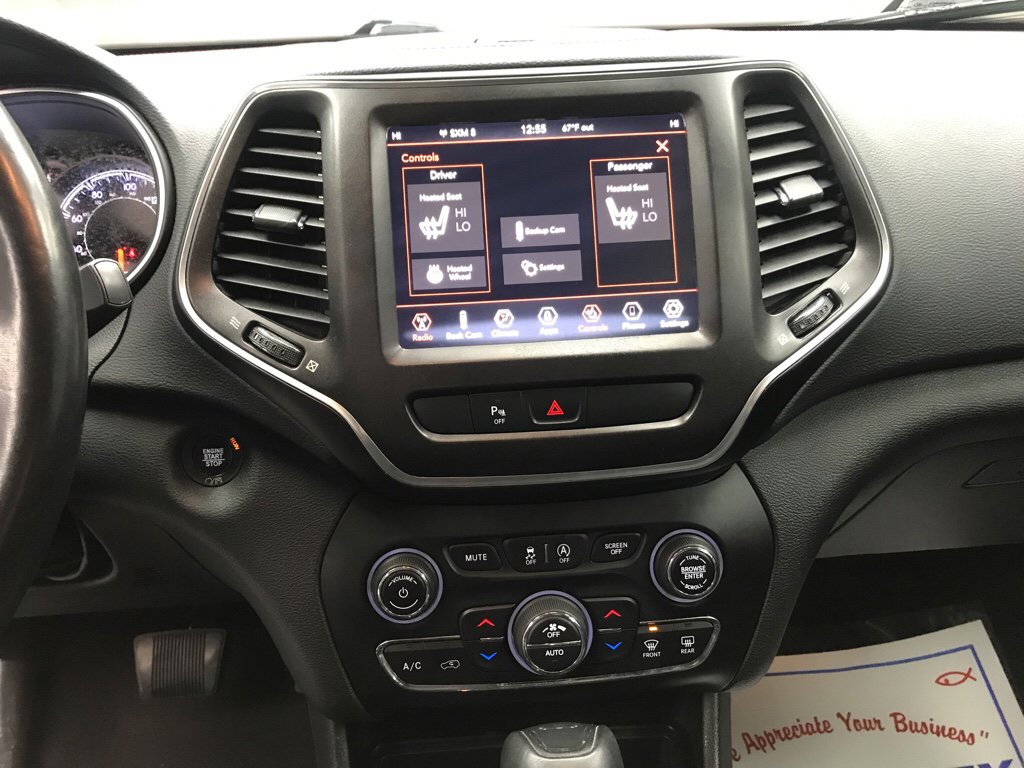 Used 2019 Jeep Cherokee Trailhawk w/ Comfort/Convenience Group image 12