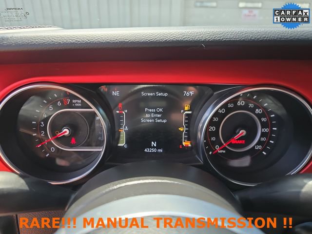 Used 2021 Jeep Gladiator Rubicon w/ Cold Weather Group image 14