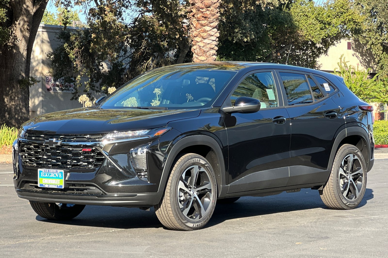 New 2026 Chevrolet Trax RS w/ Driver Confidence Package FWD image 7