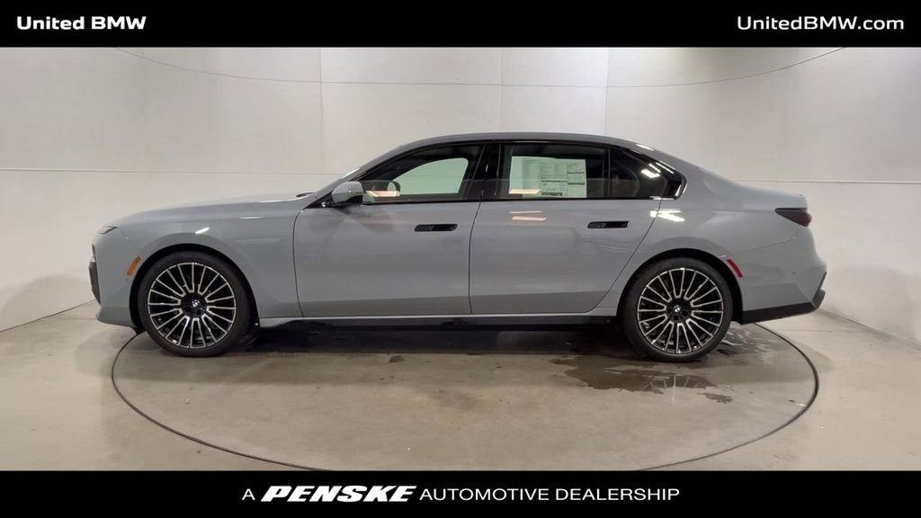 New 2026 BMW 760i xDrive w/ Executive Package image 5