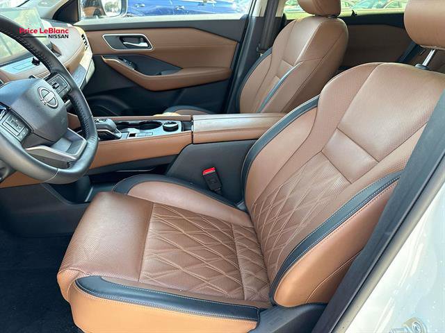 Certified 2026 Nissan Rogue Platinum w/ Platinum Premium Package AWD/4WD image 16