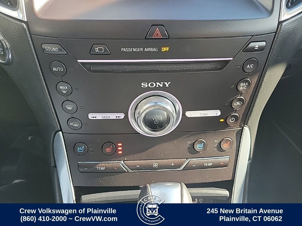 Used 2018 Ford Edge Titanium w/ Equipment Group 302A image 9