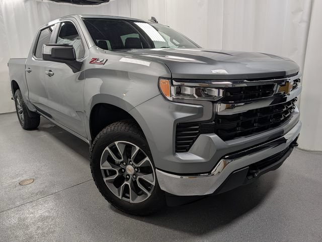 New 2026 Chevrolet Silverado 1500 LT AWD/4WD image 2