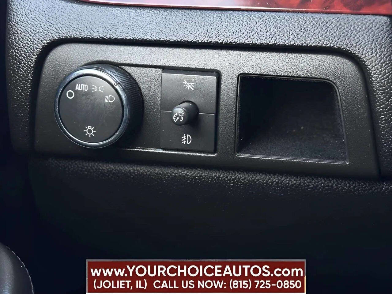 Used 2007 Cadillac Escalade ESV AWD w/ Information Package image 30