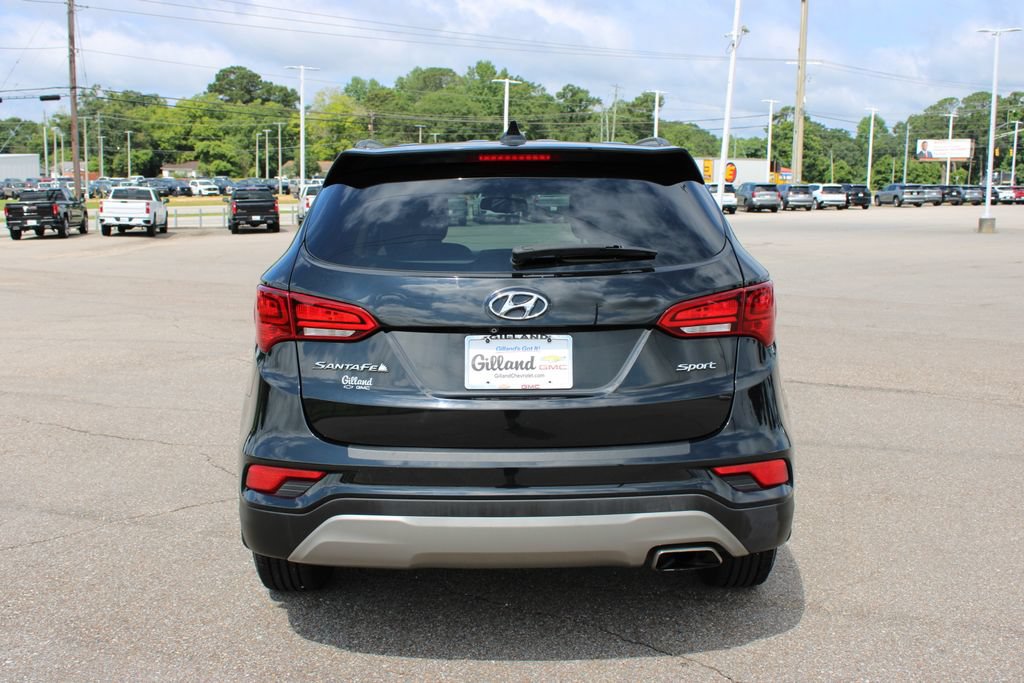 Used 2018 Hyundai Santa Fe Sport w/ 2.4L Value Package 02 FWD image 18