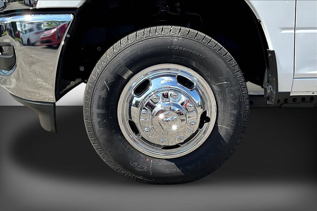 New 2026 RAM 3500 Tradesman w/ Chrome Appearance Group A AWD/4WD image 13