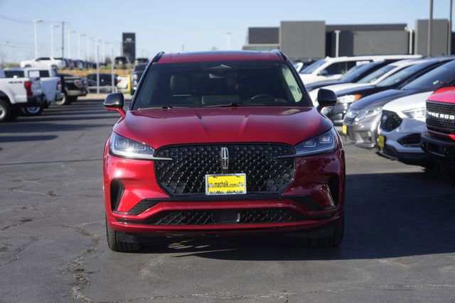 Used 2025 Lincoln Aviator Reserve w/ Equipment Group 201A image 3