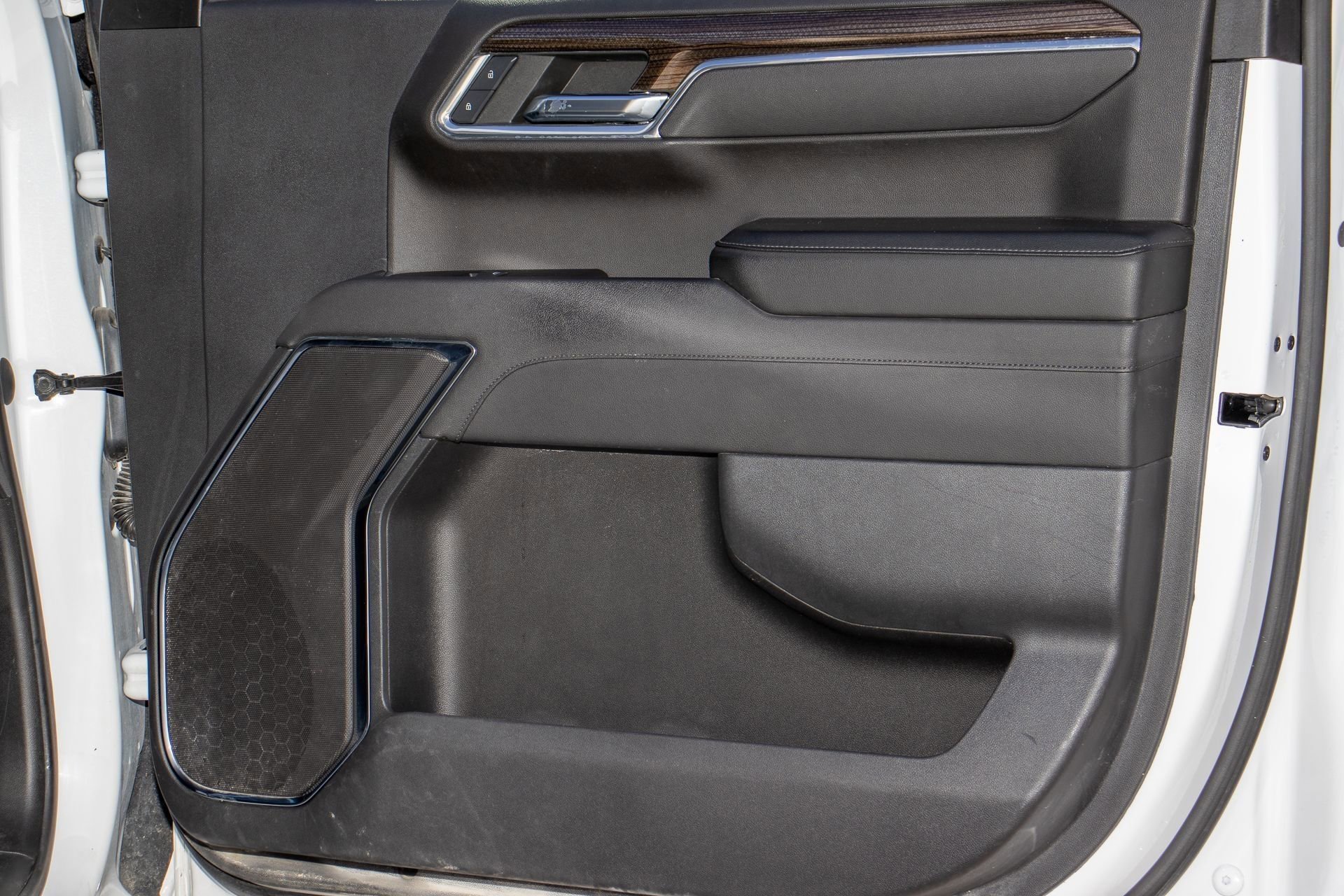 Used 2023 Chevrolet Silverado 1500 LT w/ Protection Package image 18