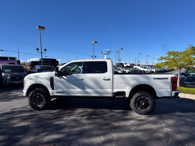New 2027 Ford F250 Platinum w/ Tremor Off-Road Package AWD/4WD image 2