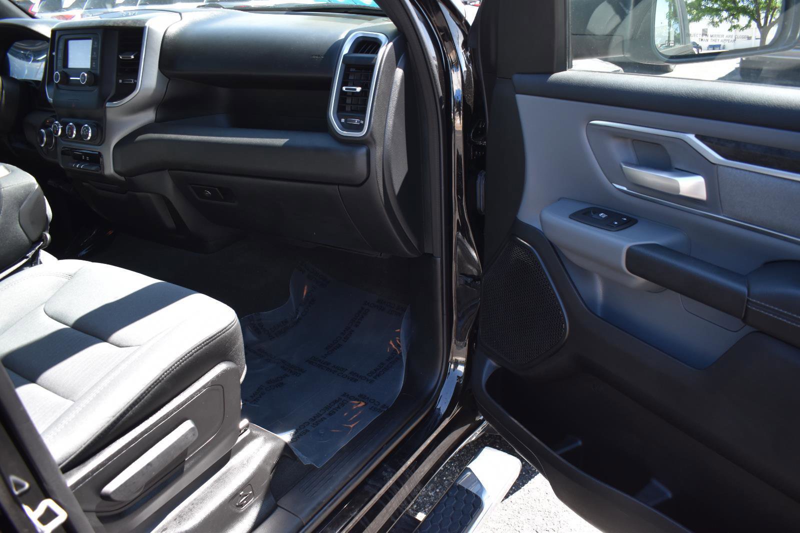 Used 2022 RAM 1500 Big Horn image 15