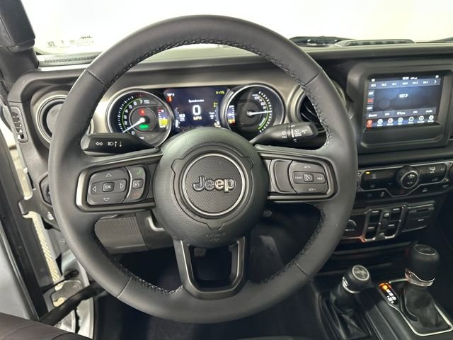 Used 2023 Jeep Wrangler Unlimited image 14