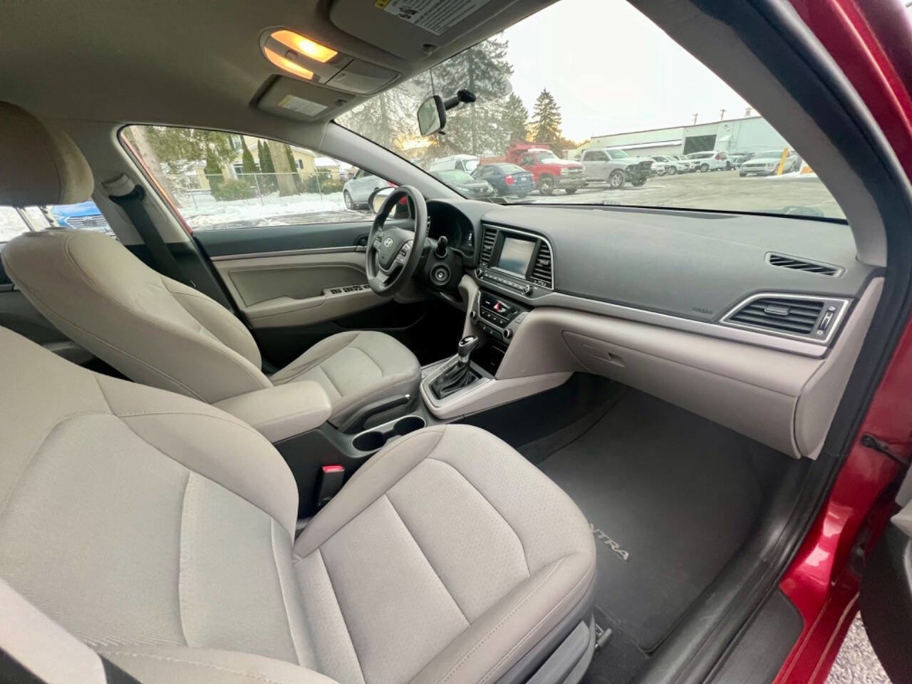 Used 2018 Hyundai Elantra SEL w/ Cargo Package image 14