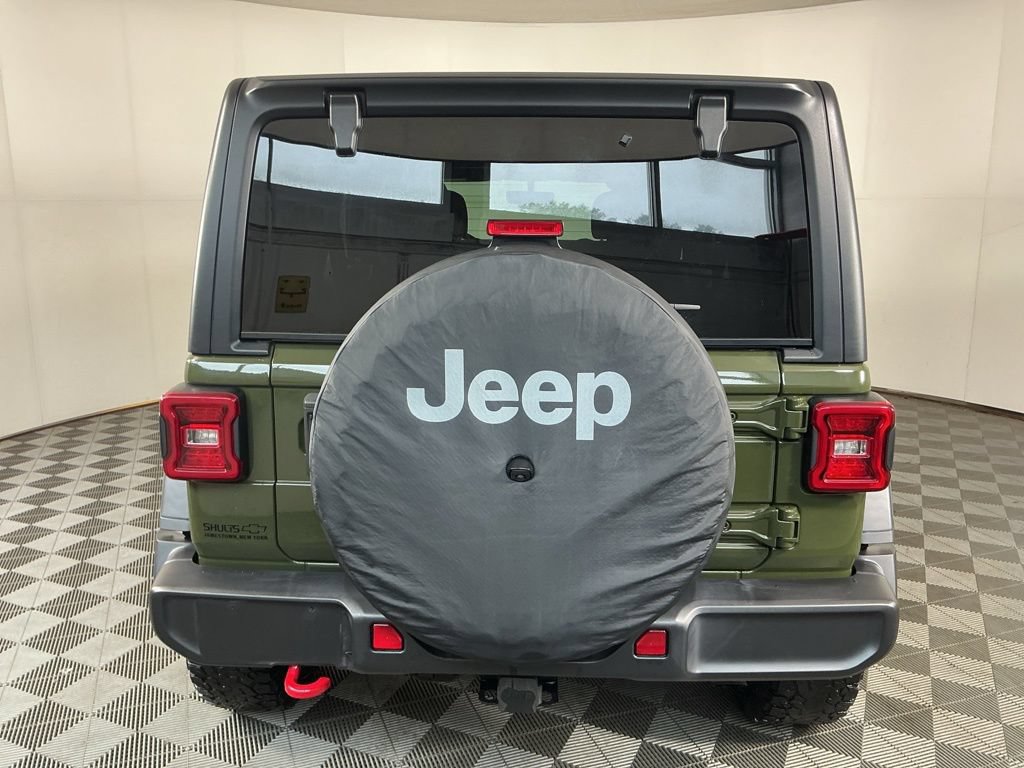 Used 2022 Jeep Wrangler Unlimited Rubicon w/ LED Lighting Group AWD/4WD image 14