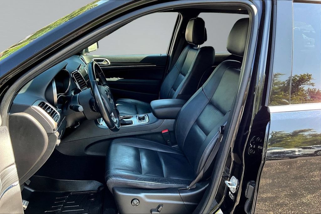 Used 2021 Jeep Grand Cherokee Limited AWD/4WD image 22