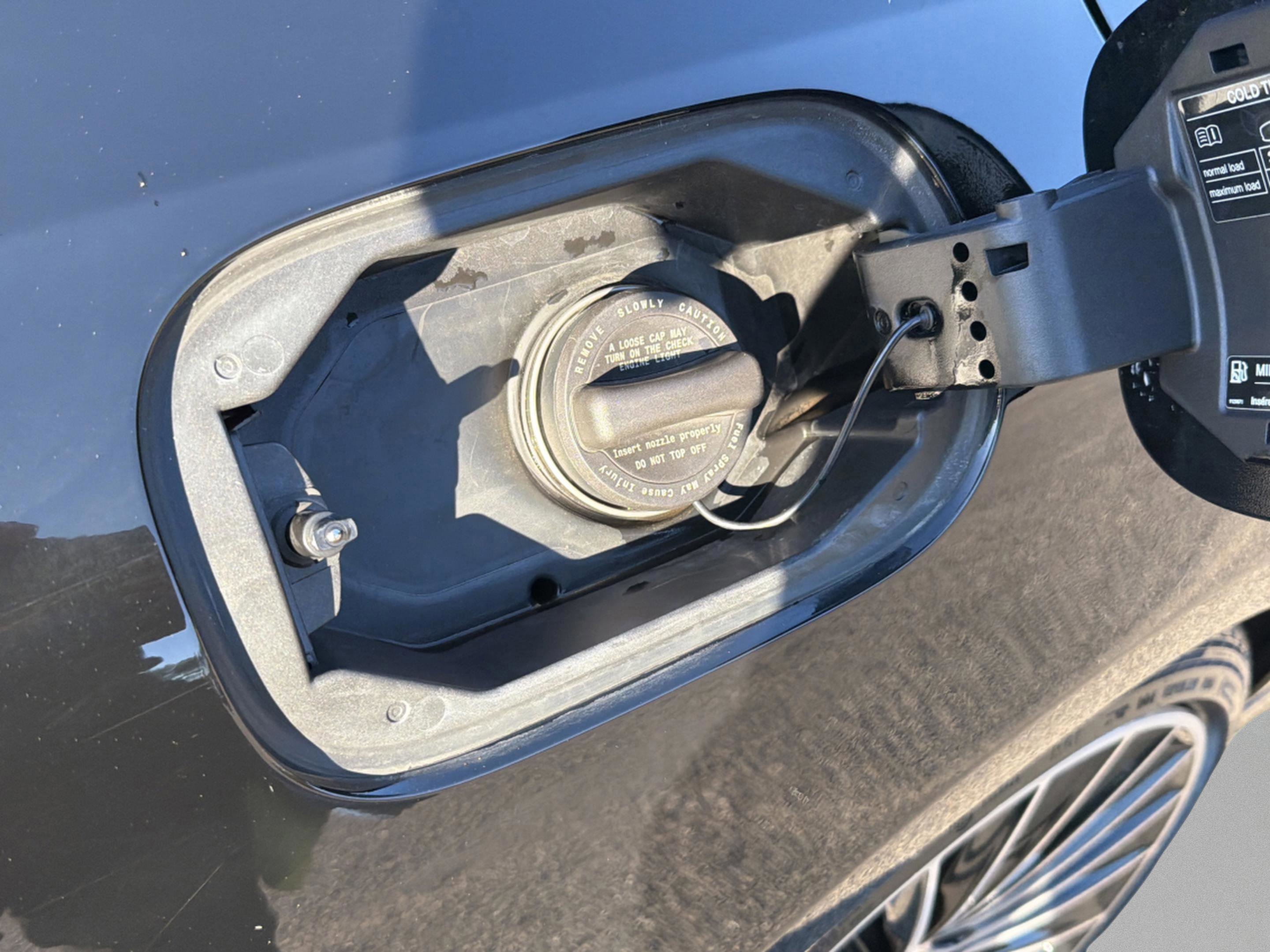 Used 2023 Mercedes-Benz C 300 Sedan w/ AMG Line w/ Night Package image 14